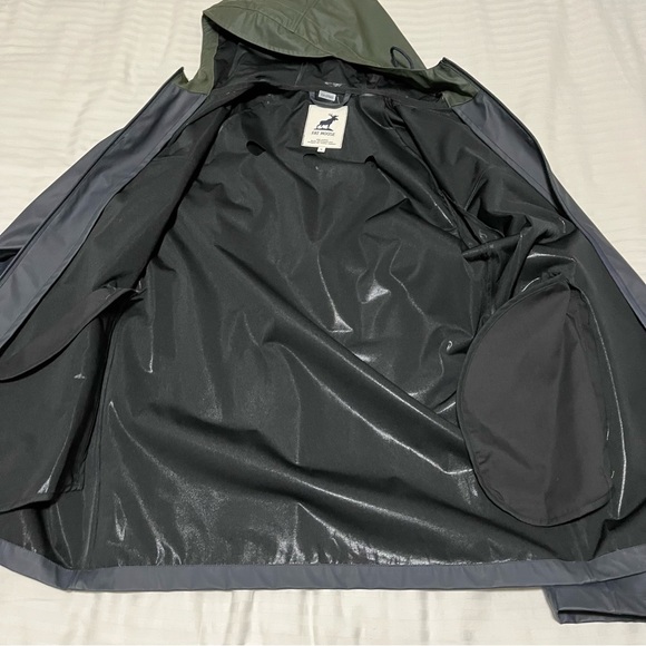 Fat Moose Hooded Rain Jacket Black /Green size Small - Picture 8 of 16